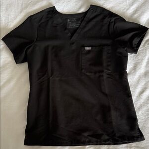 Figs women’s Black V-Neck Short Sleeve Scrub Top